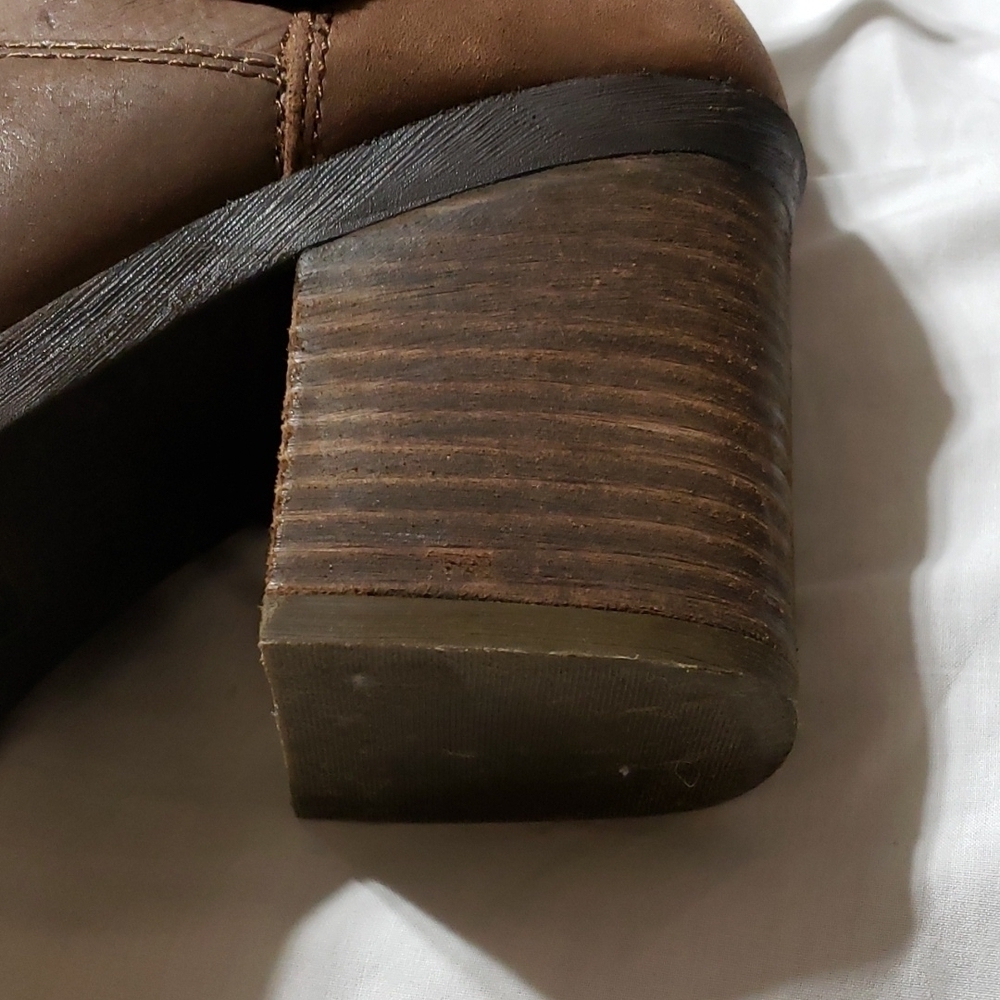 Lucky brand brown leather heeled boots strapped euc - Picture 3 of 12